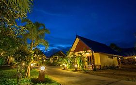 Family Resort Chumphon